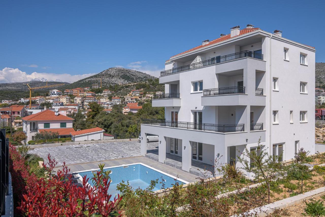 Villa Barbara & Zoran With Heated Swimming Pool Seget Vranjica Luaran gambar