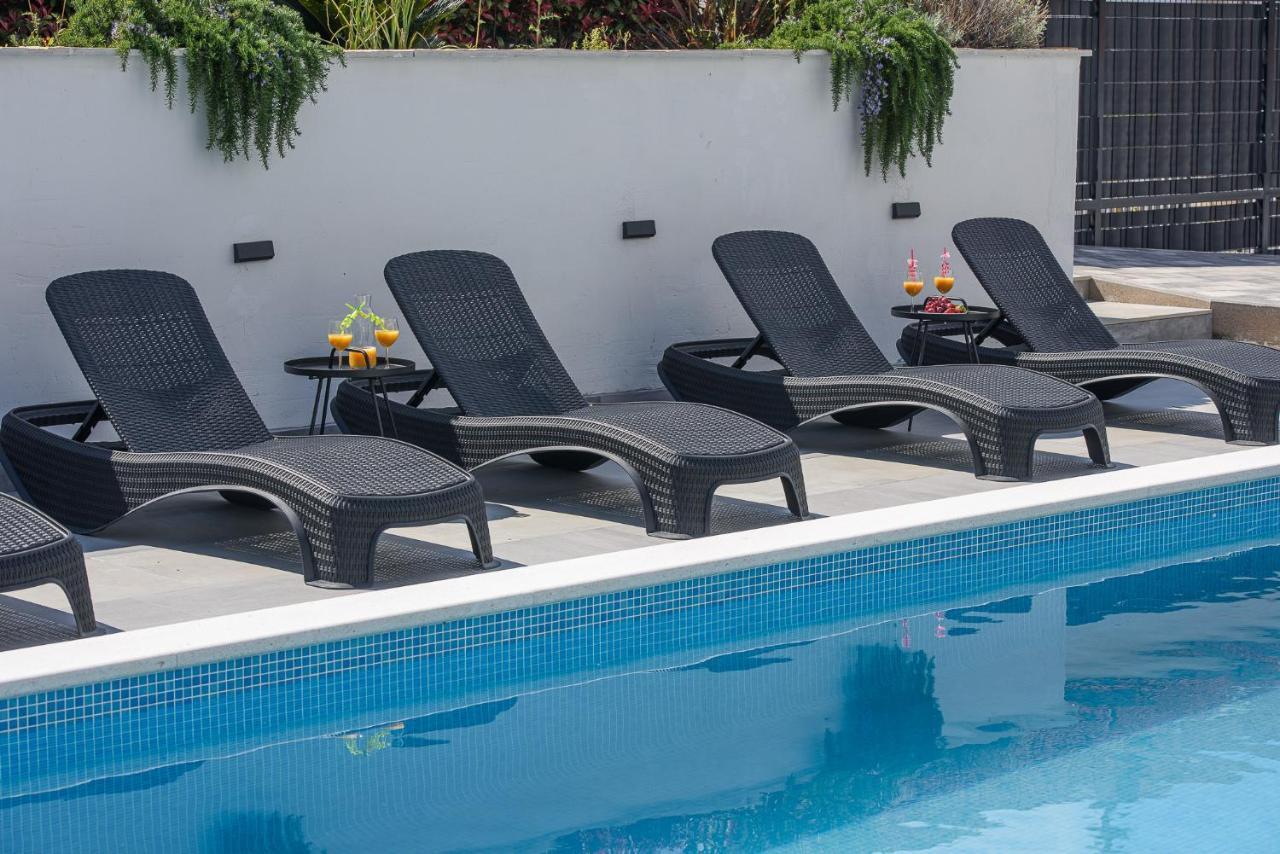 Villa Barbara & Zoran With Heated Swimming Pool Seget Vranjica Luaran gambar