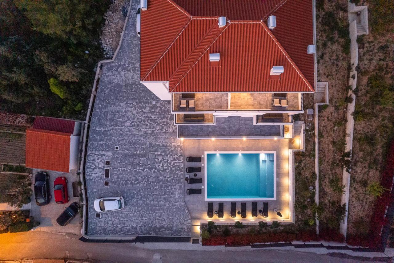 Villa Barbara & Zoran With Heated Swimming Pool Seget Vranjica Luaran gambar