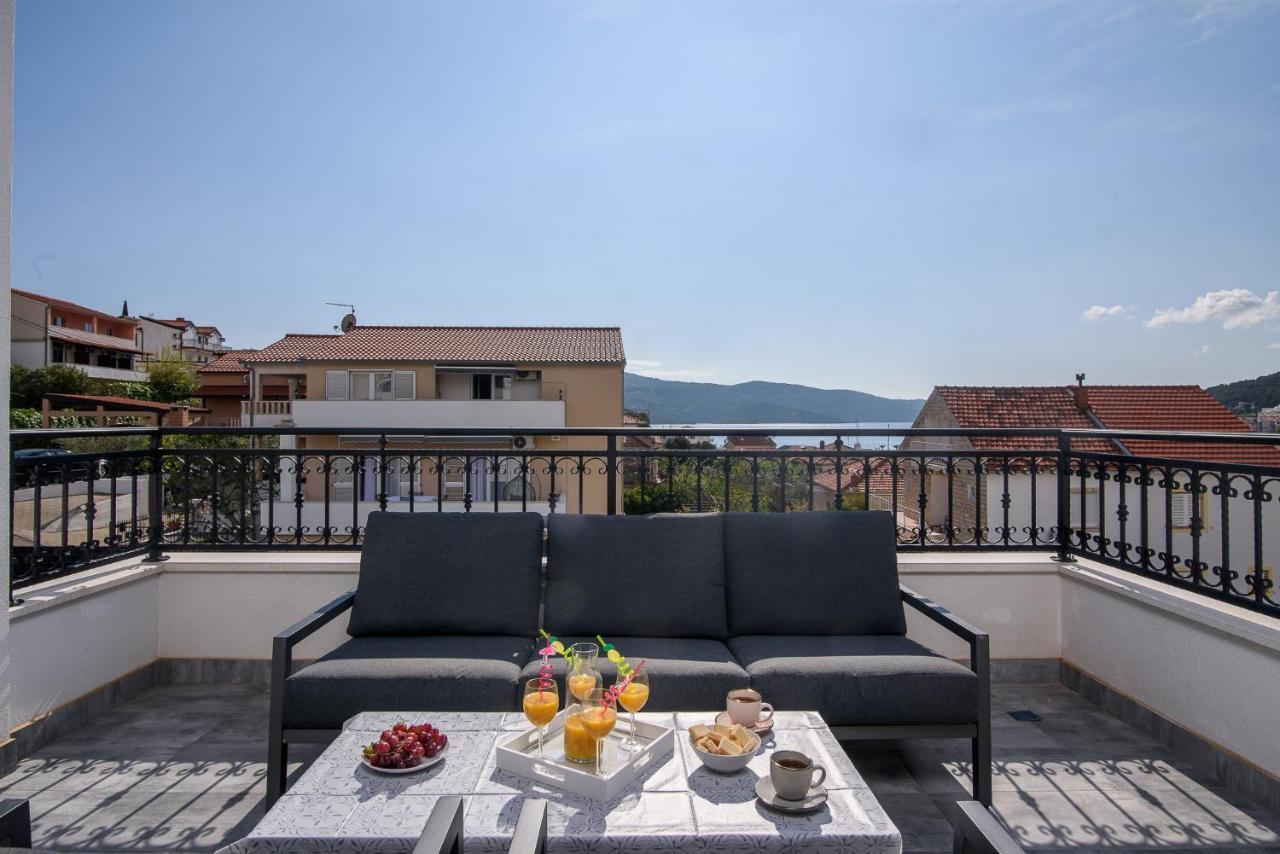 Villa Barbara & Zoran With Heated Swimming Pool Seget Vranjica Luaran gambar
