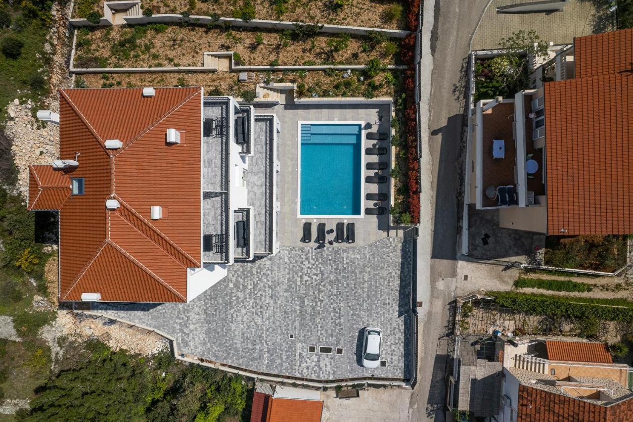 Villa Barbara & Zoran With Heated Swimming Pool Seget Vranjica Luaran gambar