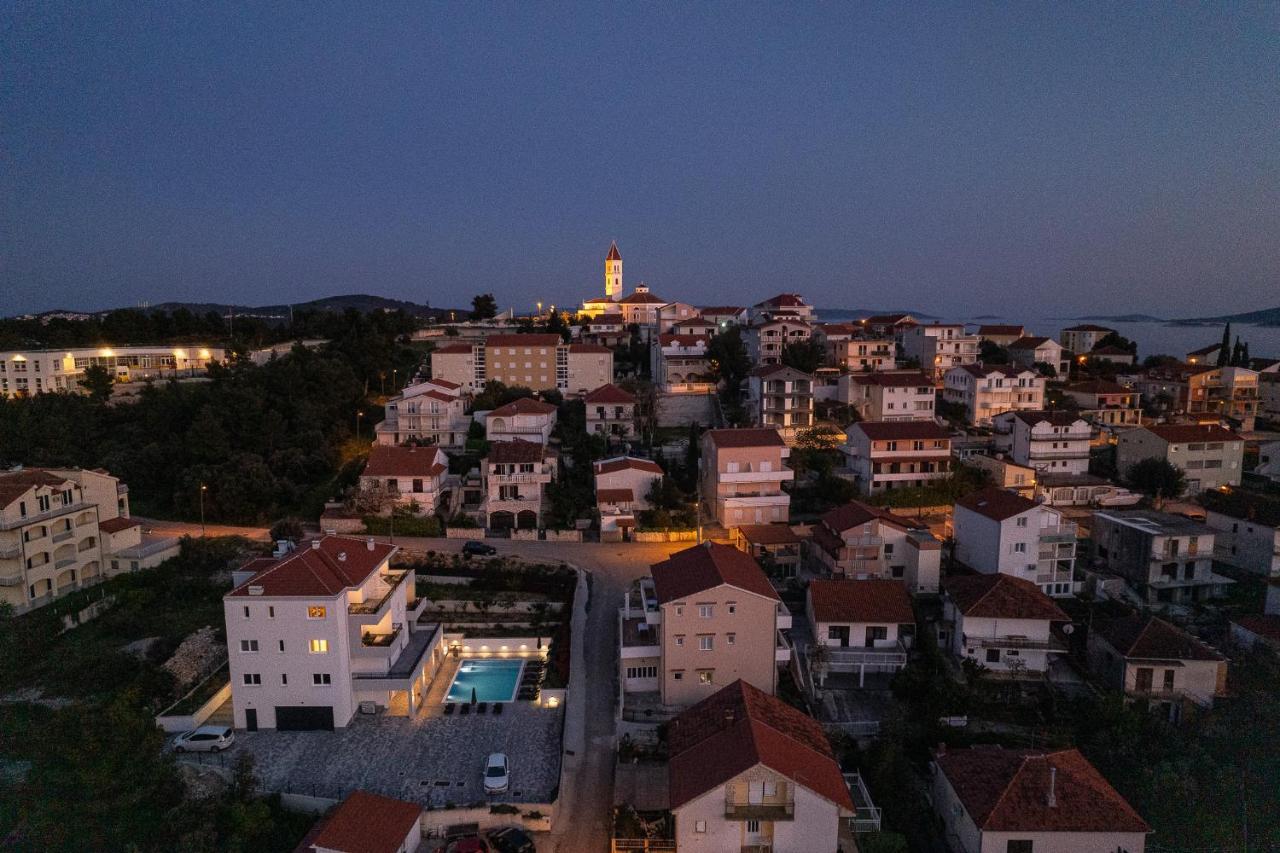 Villa Barbara & Zoran With Heated Swimming Pool Seget Vranjica Luaran gambar