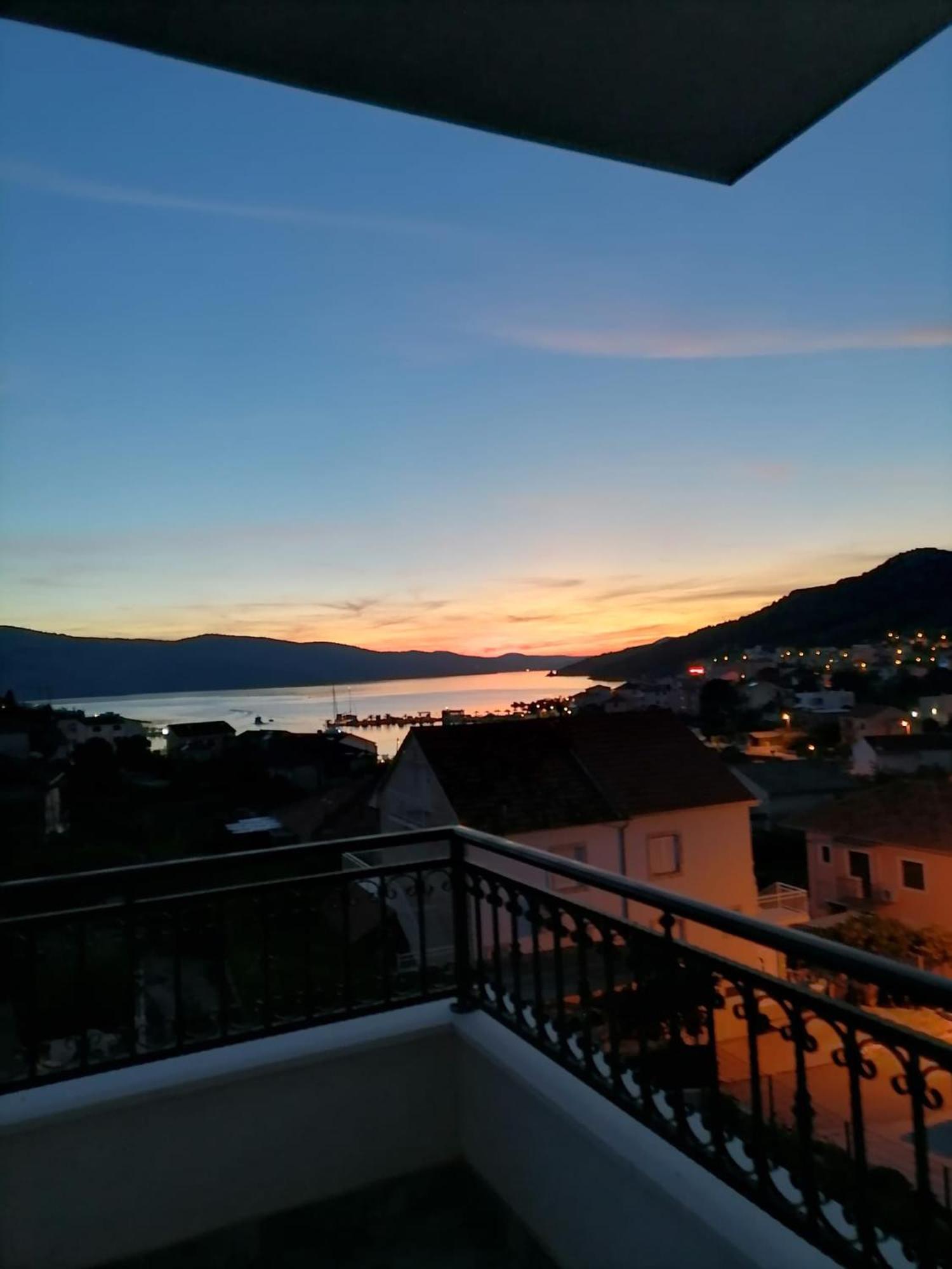Villa Barbara & Zoran With Heated Swimming Pool Seget Vranjica Luaran gambar