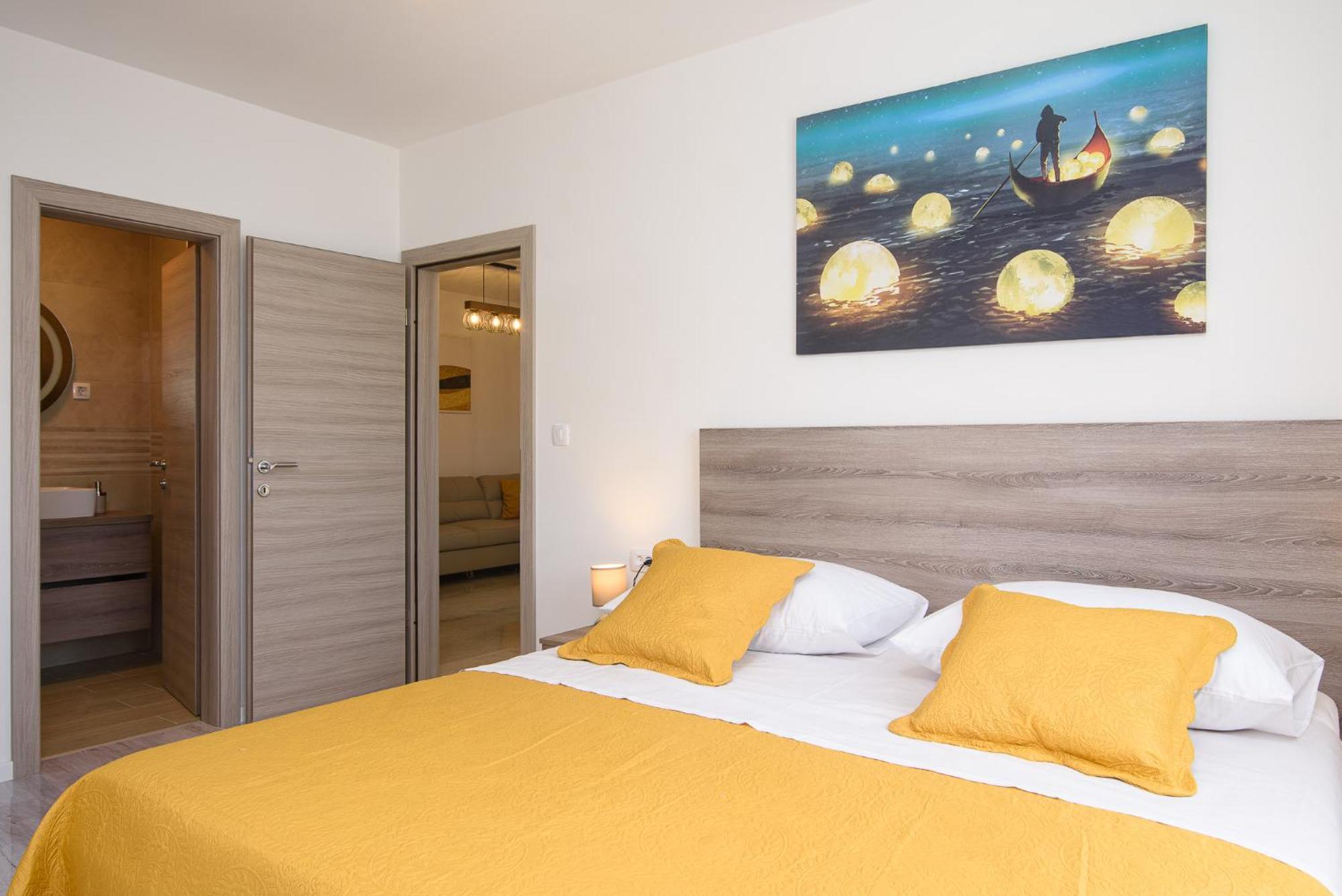Villa Barbara & Zoran With Heated Swimming Pool Seget Vranjica Bilik gambar